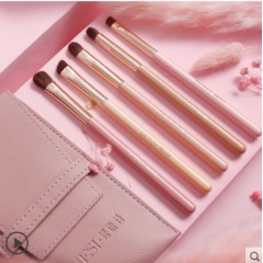 化妝刷套裝眼影腮紅散粉高光修容刷子粉底唇刷美妝工具全套